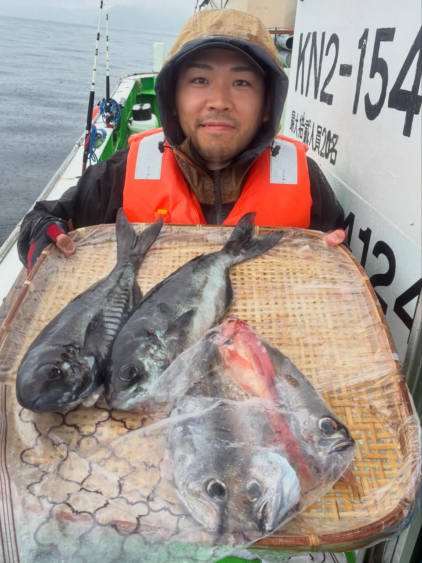 【乗合中深海、根魚五目船】